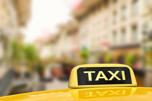 皇冠信用网会员注册网址_男子从太原打车到晋中被临时加收10元“跨城费”引争议 当地主管部门:不合规