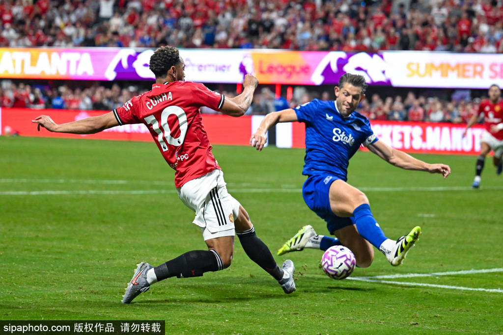 诺丁汉森林vs布伦特福德
_曼联主场失利:卡拉菲奥里头球破门引争议诺丁汉森林vs布伦特福德
,阿森纳1-0领先!