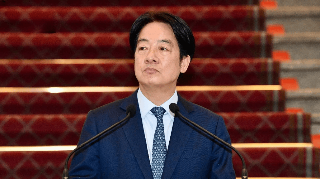 法国vs波兰_大陆高层会见洪秀柱法国vs波兰,握手30秒大有说法,台当局回退立场寻求自保