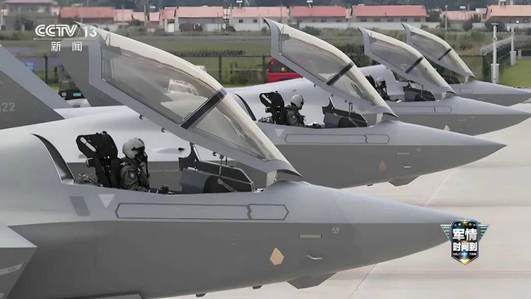 国际友谊赛U19_中国歼-35最新画面国际友谊赛U19!6枚中距弹、隐藏登机梯首次曝光!