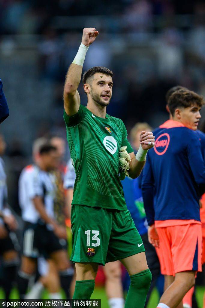 如何申请皇冠信用盘_巴萨对决巴黎:20亿欧元豪门碰撞如何申请皇冠信用盘,谁能称霸欧洲?