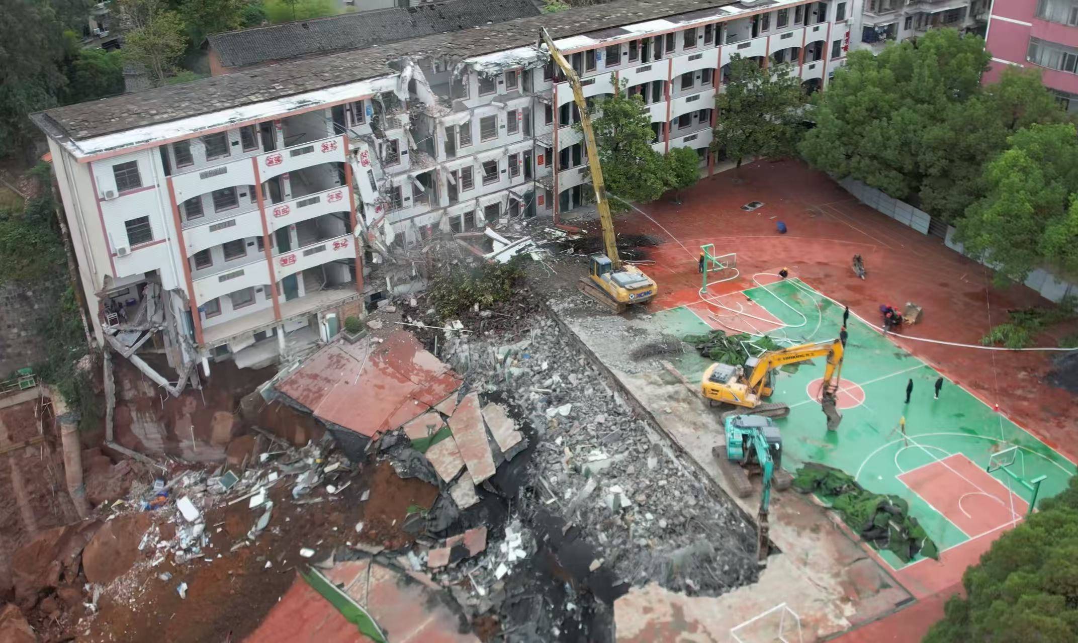 皇冠信用网登3代理
_湖南邵阳一所小学发生坍塌皇冠信用网登3代理
,教育局:学生已分流至其他学校上课