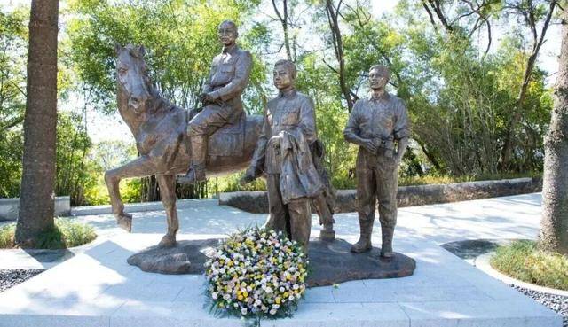 皇冠信用網会员
_福建省委副书记、福州市委书记郭宁宁皇冠信用網会员
，察看吴石故居