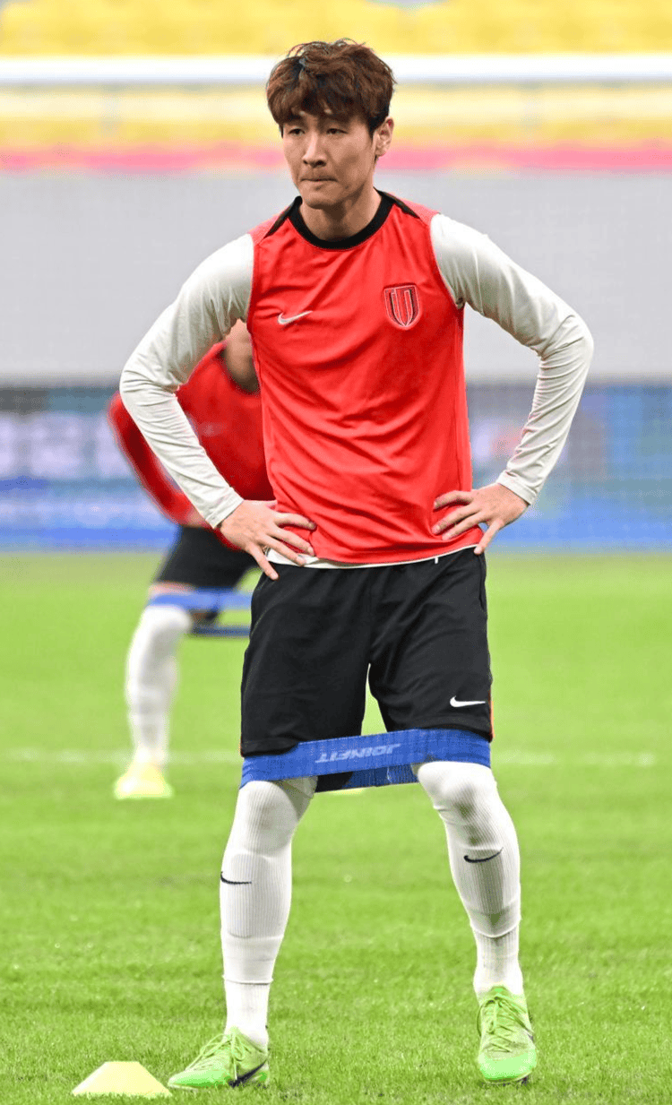 皇冠登3代理出租
_中超争冠最后冲刺皇冠登3代理出租
，徐正源：明晚联赛就是“一场战争”