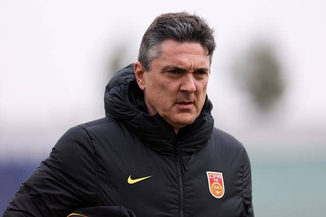 皇冠平台_U22国足主帅安东尼奥:拜合拉木是惊喜