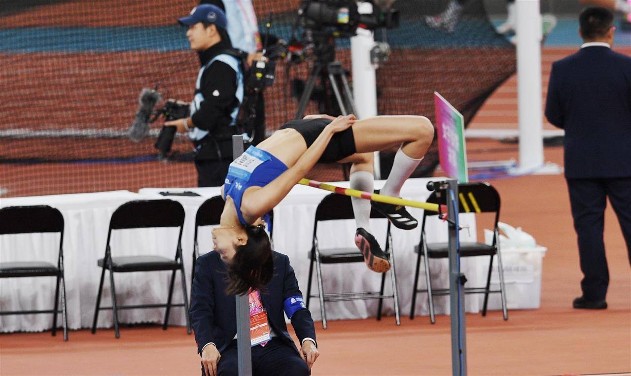 皇冠信用网如何申请
_清华学霸皇冠信用网如何申请
,一跃登顶!湖北选手邵雨琪摘得全运会女子跳高金牌