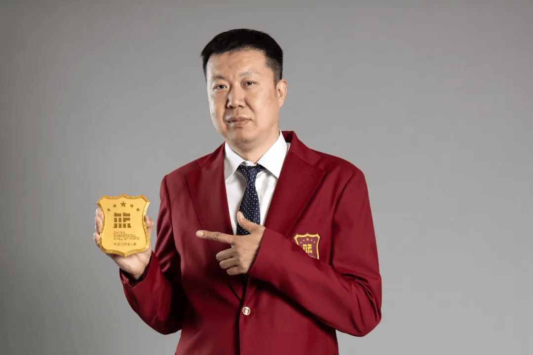 皇冠信用网登2代理_中国篮协：热烈祝贺王治郅