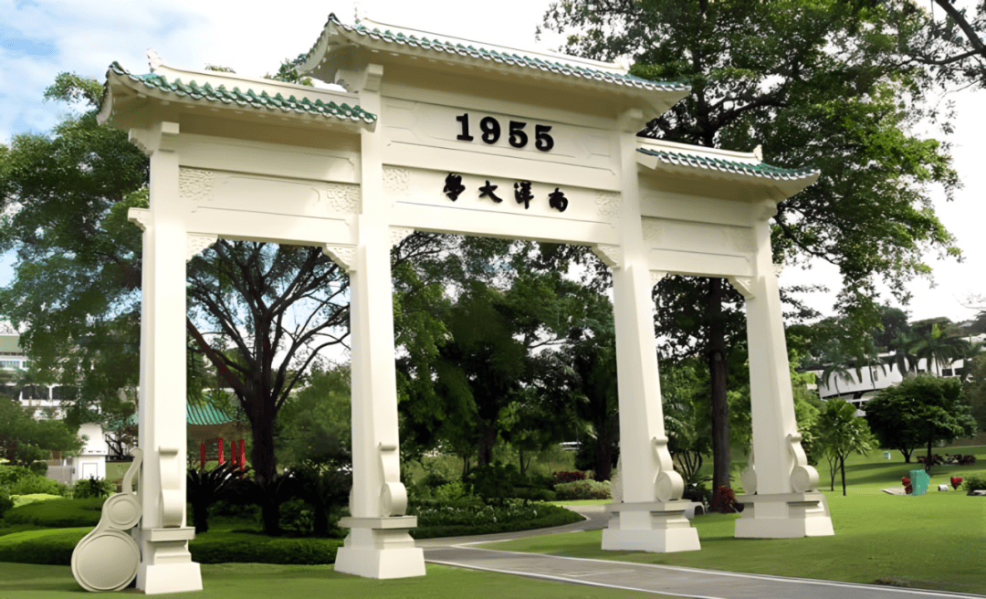 皇冠信用网登2_马来西亚华人被排挤但中文流利皇冠信用网登2，新加坡华人为何却主动抛弃中文？