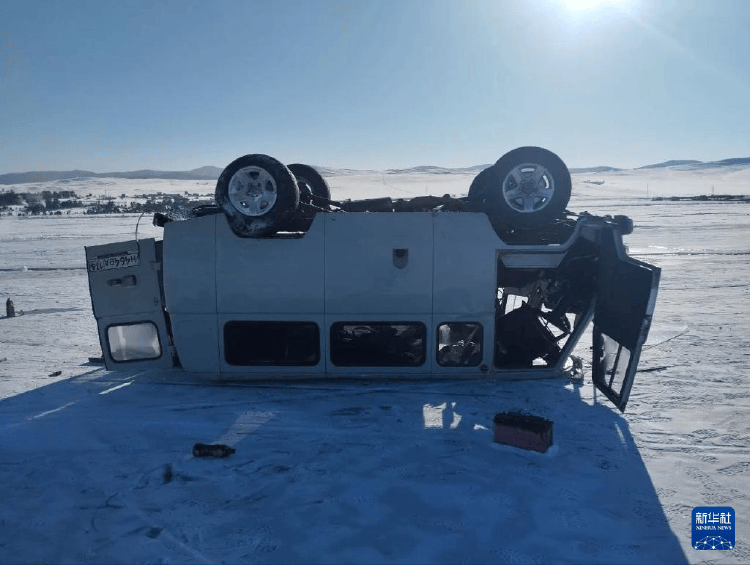 皇冠信用网平台_俄侦查委员会:贝加尔湖翻车事故司机没驾照 已被拘留