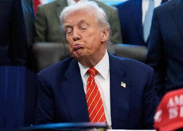 皇冠信用网代理 _第15轮反击来了！伊朗摧毁美国指挥中心皇冠信用网代理 ，头号强援也就位，特朗普无奈改口了